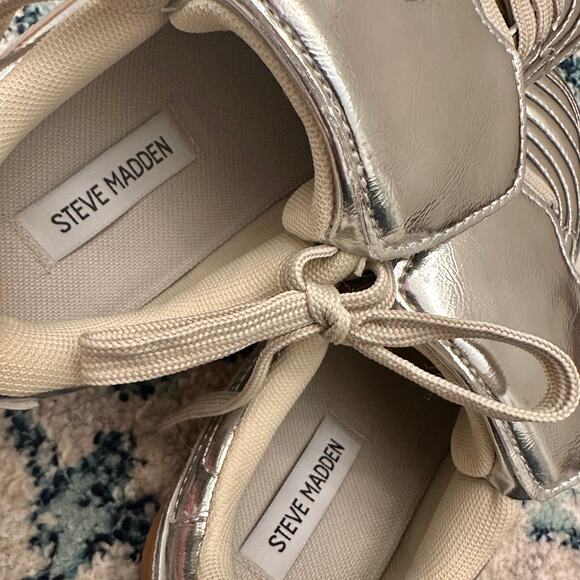 STEVE MADDEN NEW Silver Tennis Shoes Sneakers – Size 8 - Picture 4 of 8